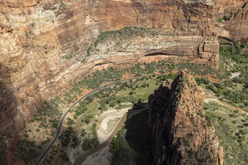 Angels-Landing-USA-_R5_9079